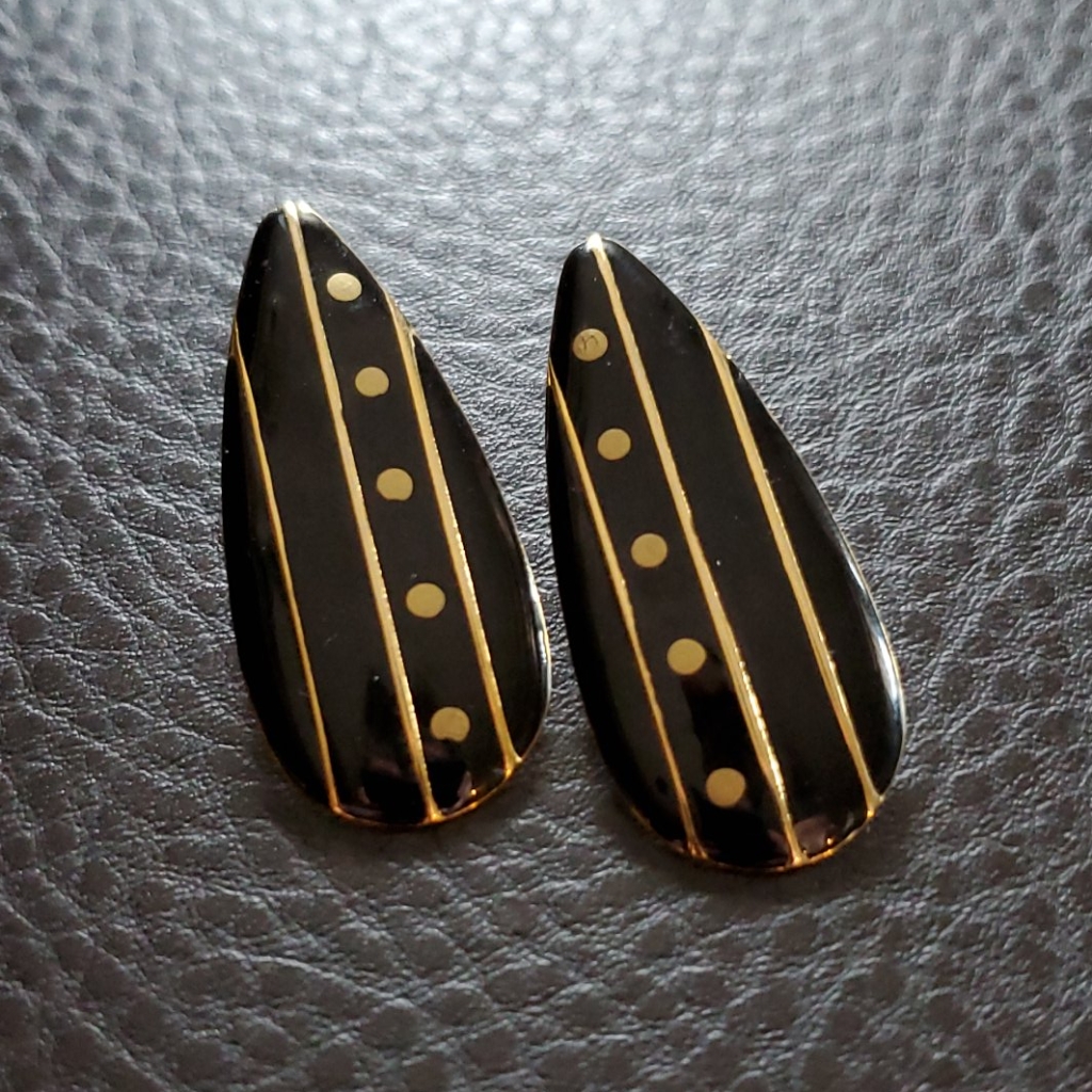 Vtg Earrings